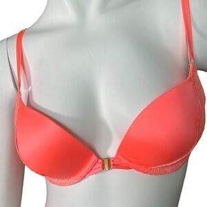 Victoria’s Secret Very Sexy Push-up Bra Women’s Size 34 B New w/Tags